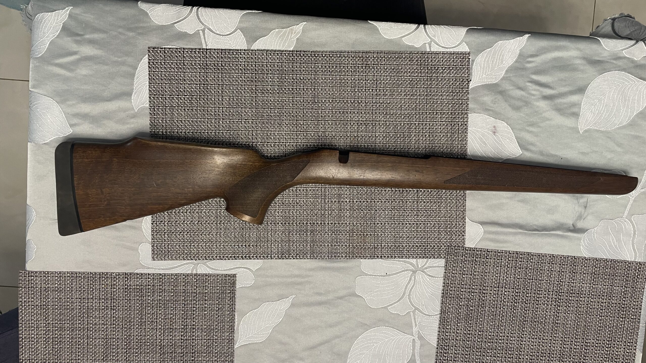 Tikka T3x osada drewno