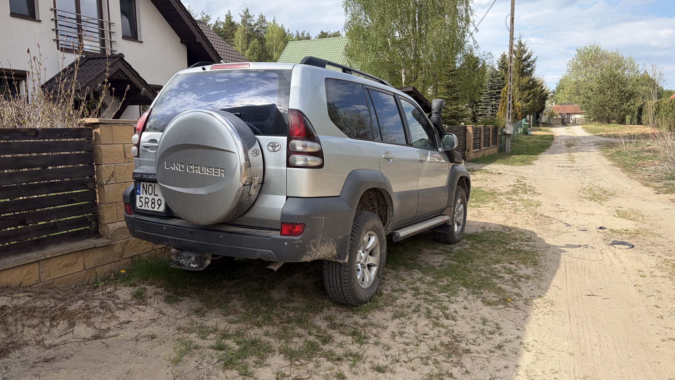 Toyota Land Cruiser 120