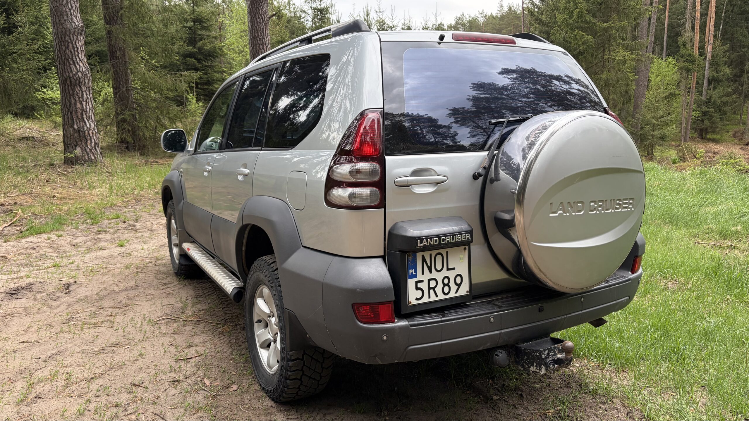 Toyota Land Cruiser 120