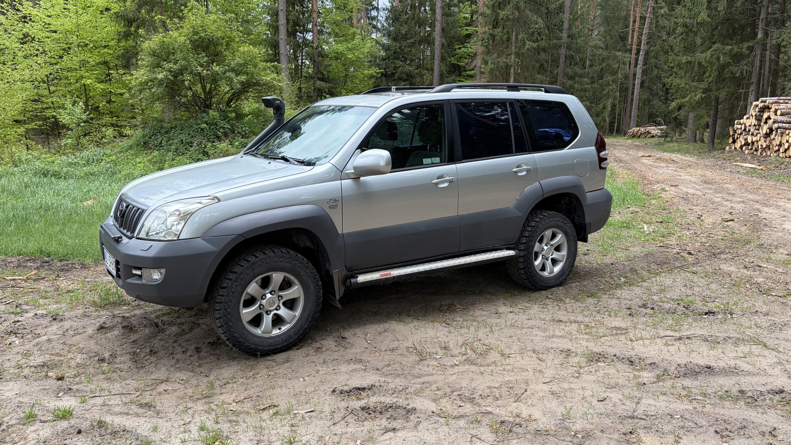 Toyota Land Cruiser 120